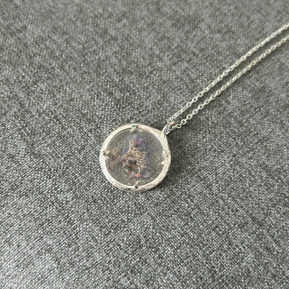 Small Botanical Necklace Pressed Flower Forget Me Nots Catherine Weitzman - Picture 3 of 6